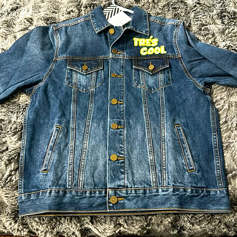 Super cute sandrine rose x Free people collab oversized jean jacket!!